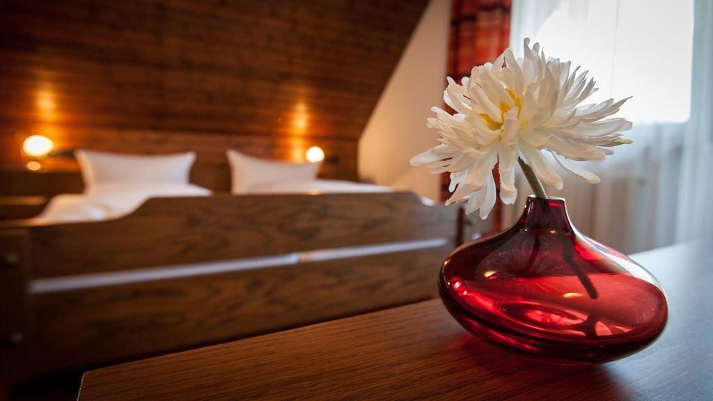Gasthaus Zum Hirsch Gutach Room photo